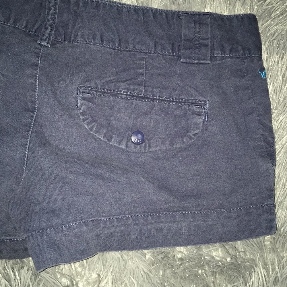 Shorts - Picture 4 of 4